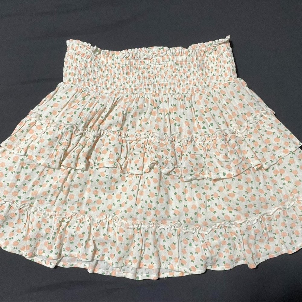 Aerie ruffled mini skirt white/cream with peach design size small